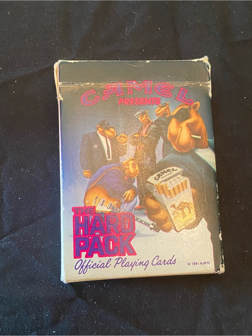 The camel Hard Pack Official Playing Cards – Blue Pack